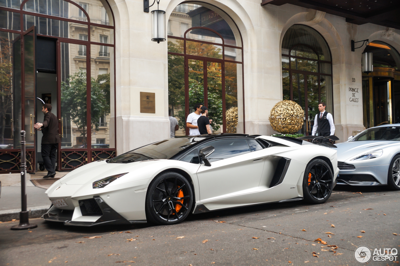 Lamborghini Aventador LP700-4 Roadster Vorsteiner Zaragoza