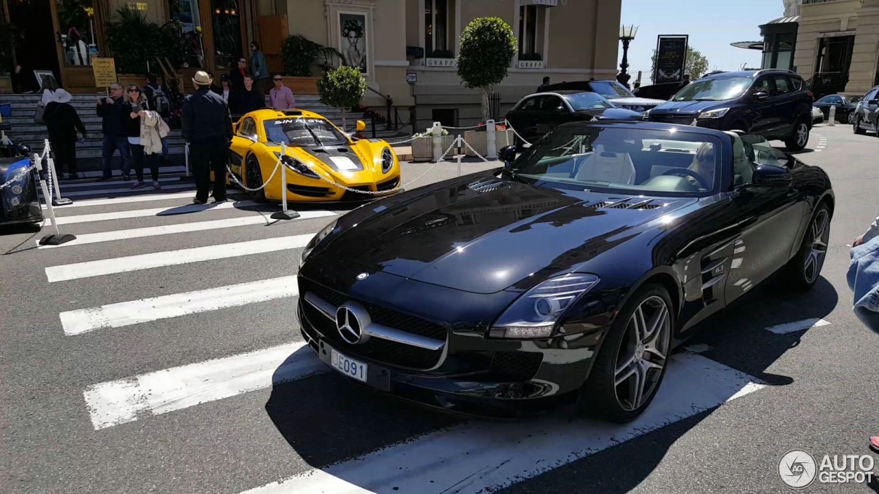 Mercedes-Benz SLS AMG Roadster