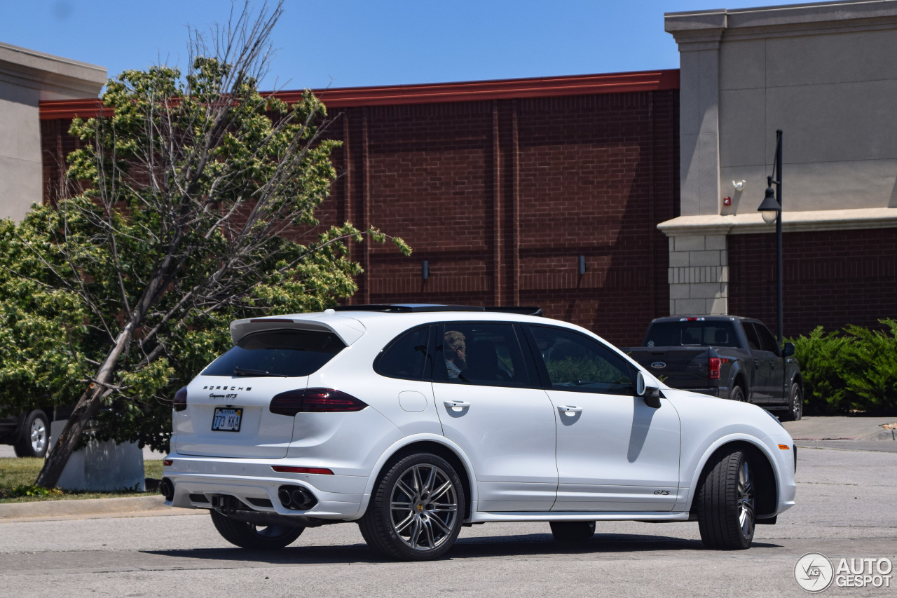 Porsche 958 Cayenne GTS MkII