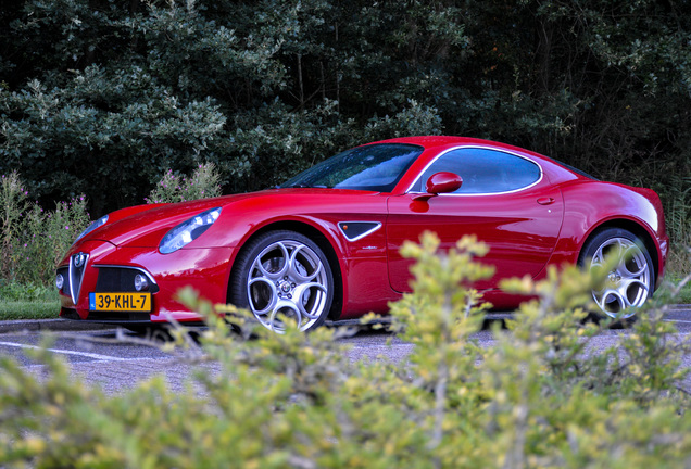 Alfa Romeo 8C Competizione