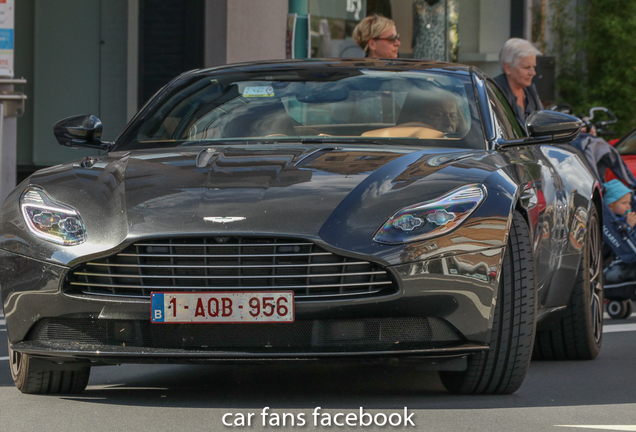 Aston Martin DB11