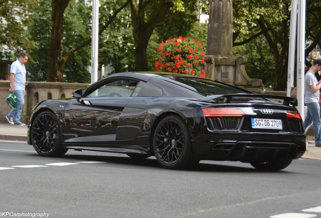 Audi R8 V10 Plus 2015