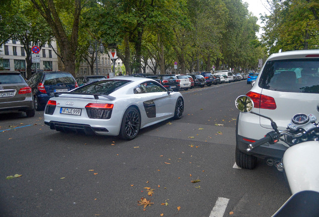 Audi R8 V10 Plus 2015