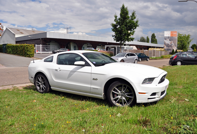 Ford Mustang GT 2013