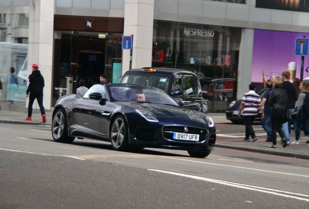 Jaguar F-TYPE R Convertible 2017