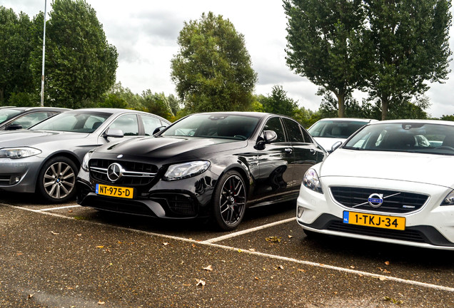 Mercedes-AMG E 63 S W213