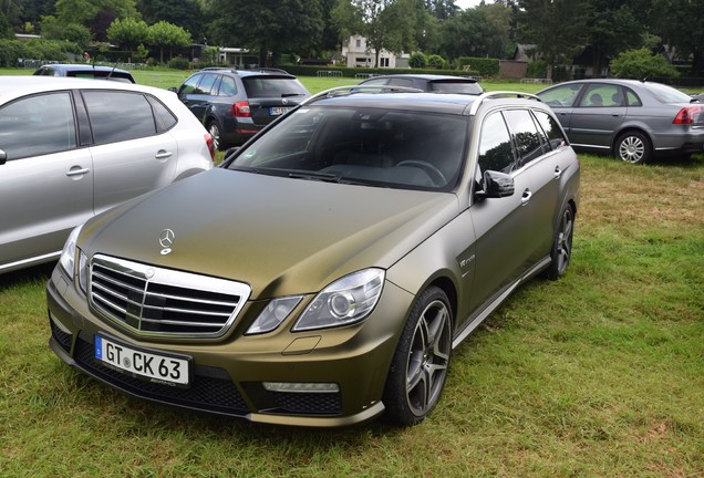 Mercedes-Benz E 63 AMG S212 V8 Biturbo