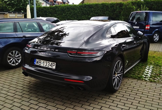 Porsche 971 Panamera Turbo