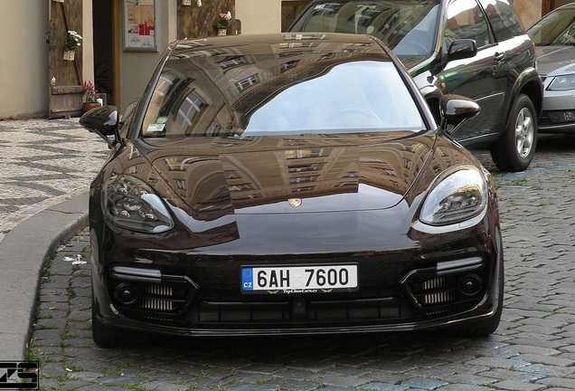 Porsche 971 Panamera Turbo