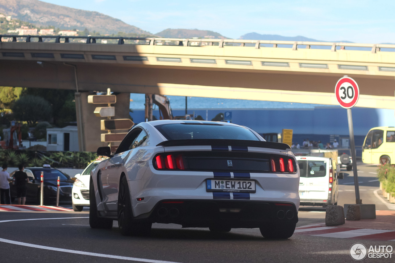 Ford Mustang Shelby GT350 2015