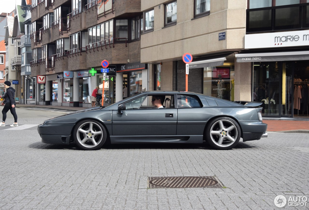 Lotus Esprit SE