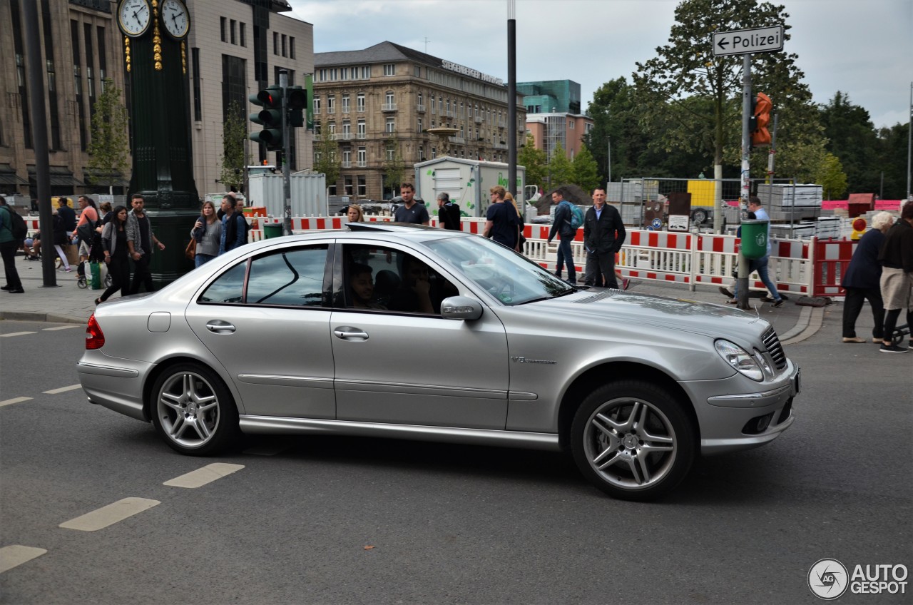 Mercedes-Benz E 55 AMG