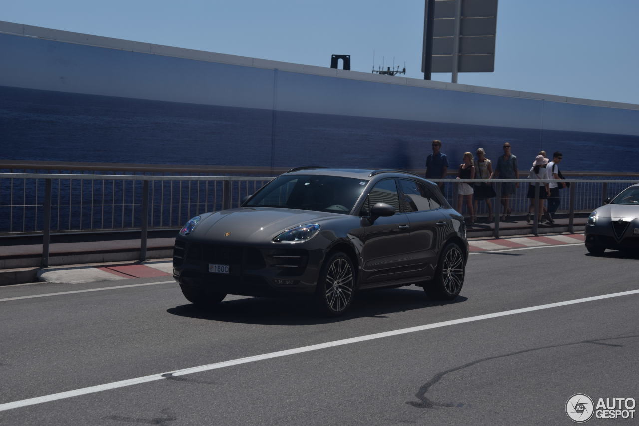 Porsche 95B Macan Turbo