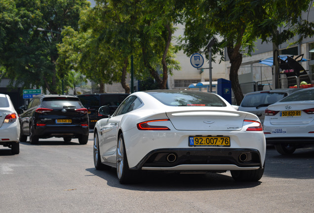 Aston Martin Vanquish 2013