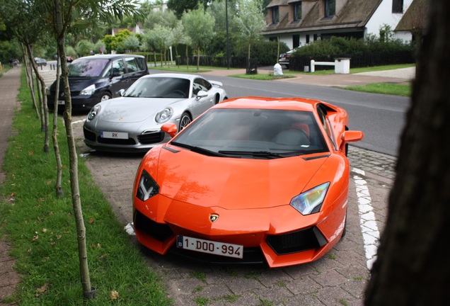 Lamborghini Aventador LP700-4