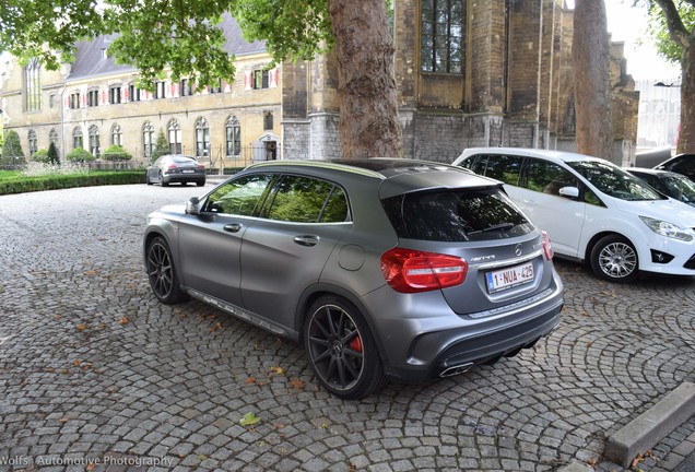 Mercedes-AMG GLA 45 X156