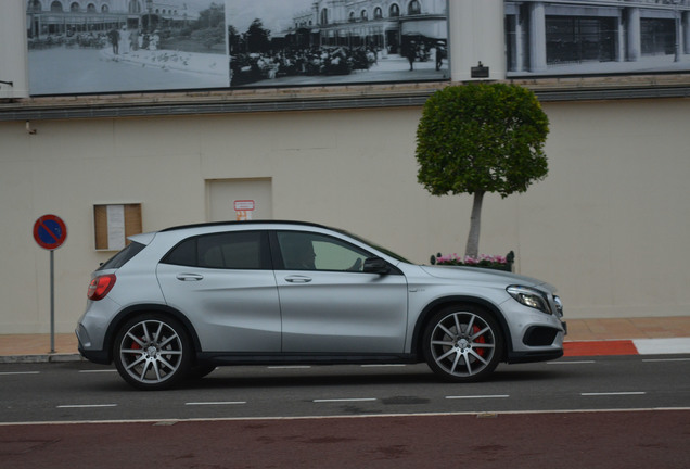 Mercedes-Benz GLA 45 AMG X156