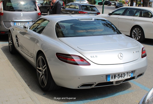 Mercedes-Benz SLS AMG