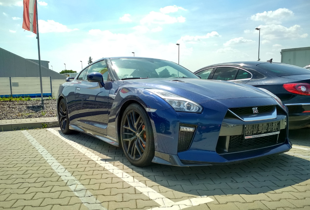 Nissan GT-R 2017