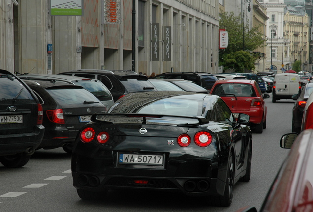 Nissan GT-R