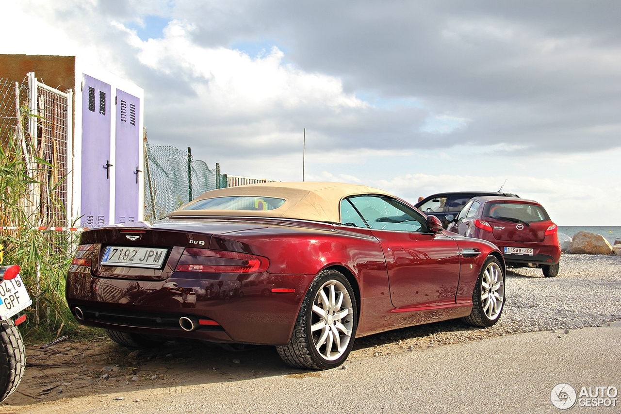 Aston Martin DB9 Volante