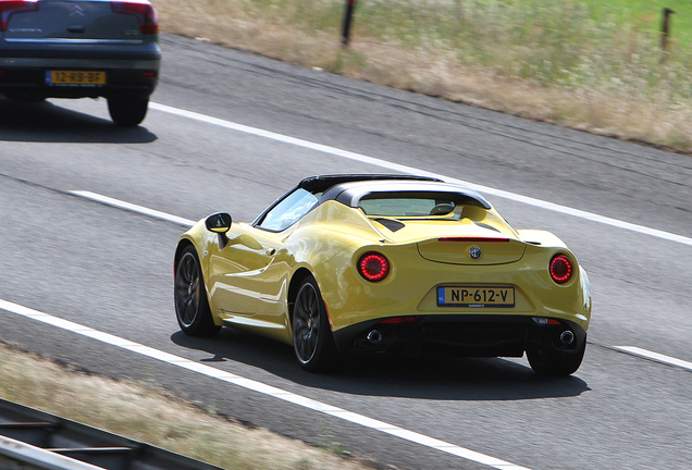 Alfa Romeo 4C Spider