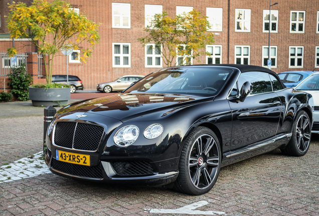 Bentley Continental GTC V8