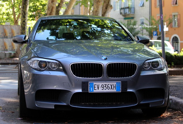 BMW M5 F10 2011