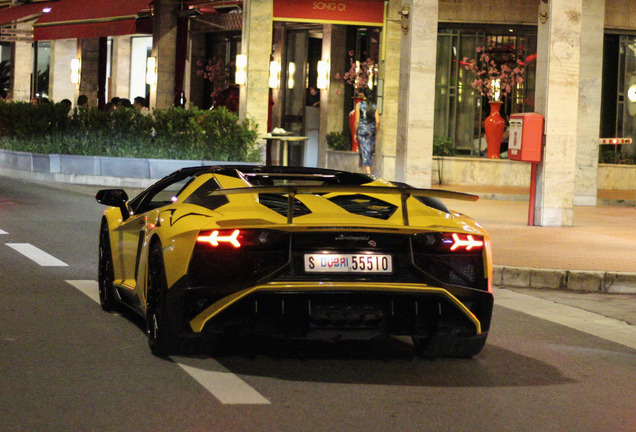 Lamborghini Aventador LP750-4 SuperVeloce Roadster