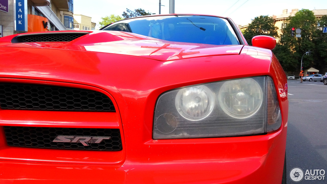 Dodge Charger SRT-8