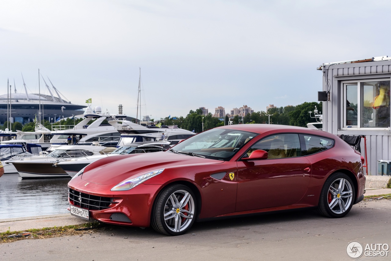 Ferrari FF