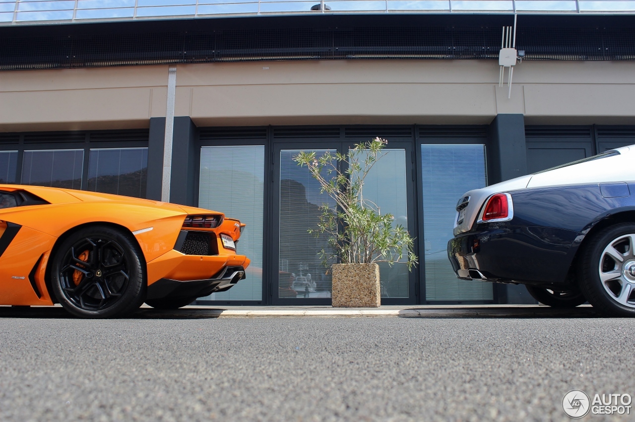 Lamborghini Aventador LP700-4