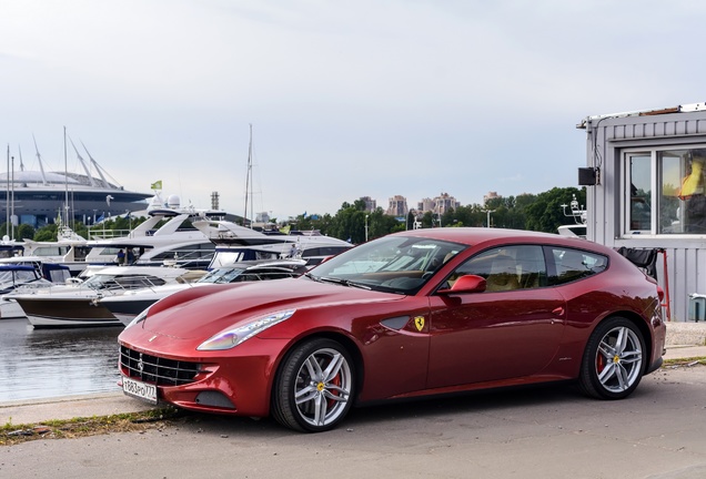 Ferrari FF