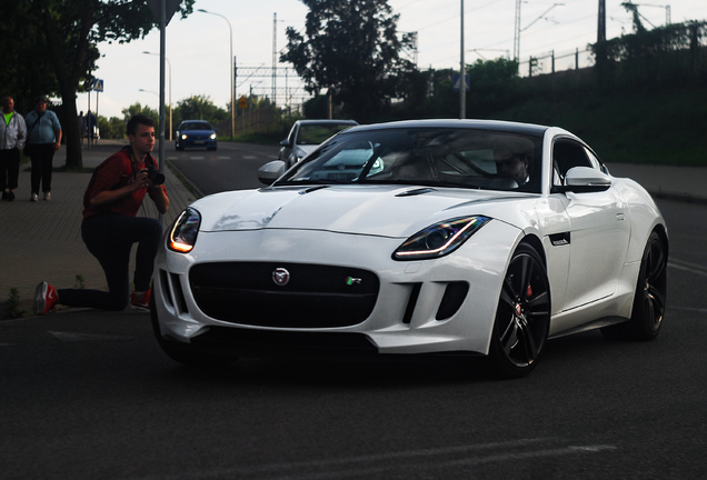 Jaguar F-TYPE R Coupé