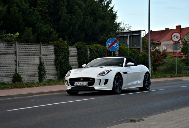 Jaguar F-TYPE S V8 Convertible