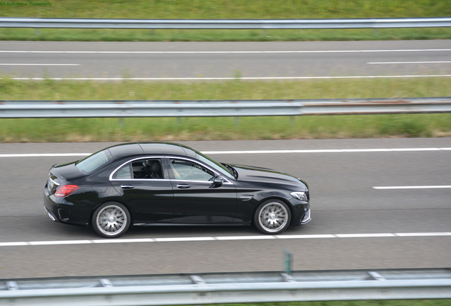 Mercedes-AMG C 63 S W205