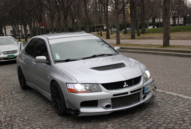 Mitsubishi Lancer Evolution IX