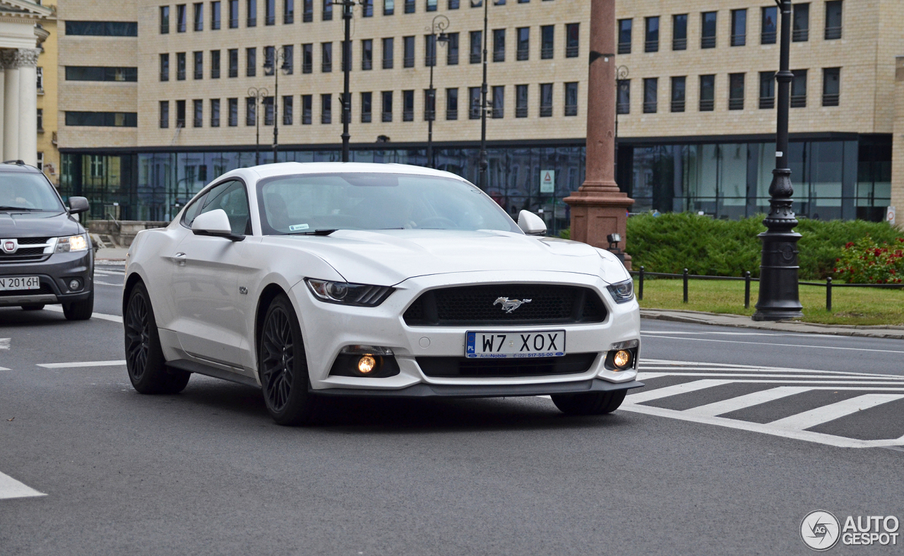 Ford Mustang GT 2015