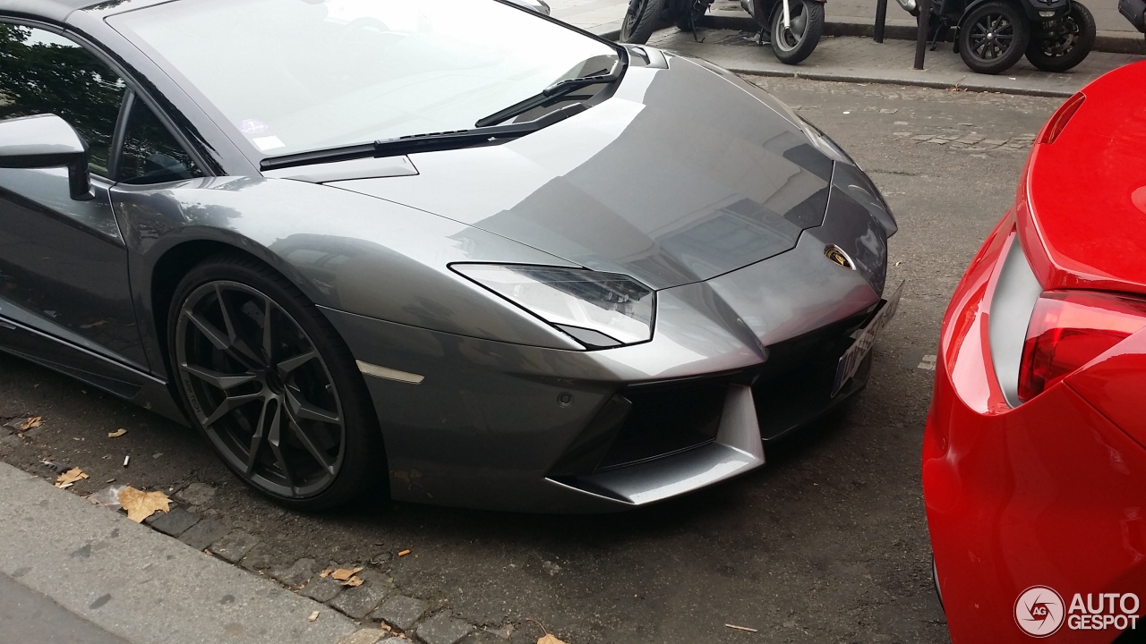 Lamborghini Aventador LP700-4 Roadster