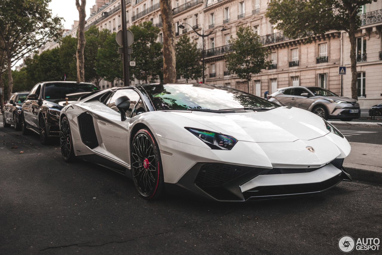 Lamborghini Aventador LP750-4 SuperVeloce Roadster