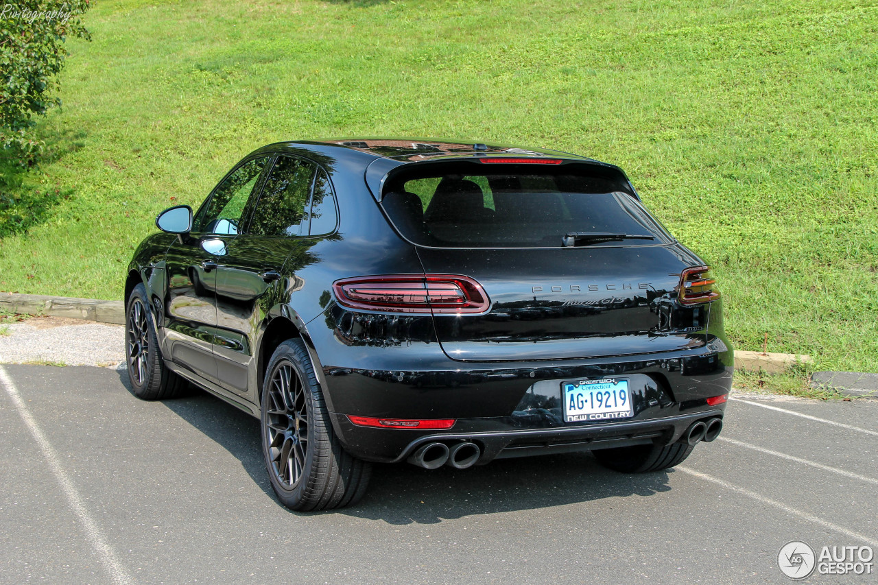 Porsche 95B Macan GTS