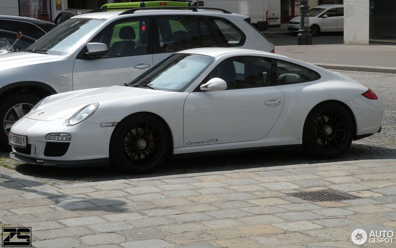 Porsche 997 Carrera GTS