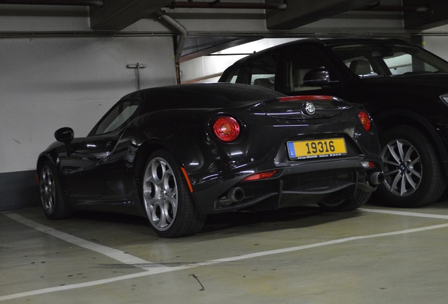 Alfa Romeo 4C Coupé