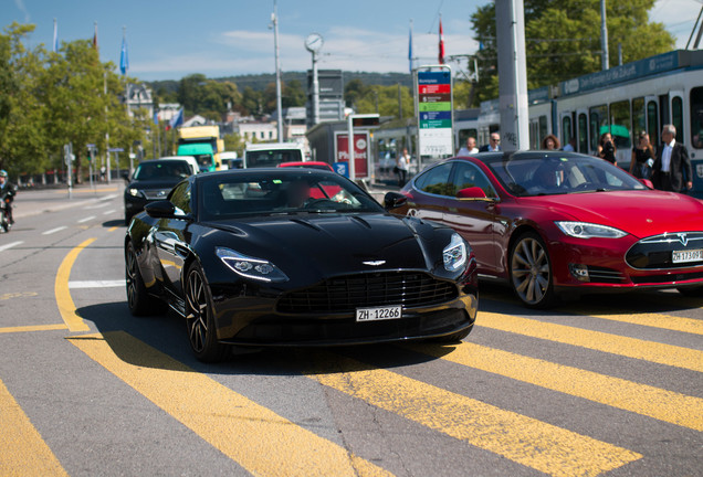 Aston Martin DB11