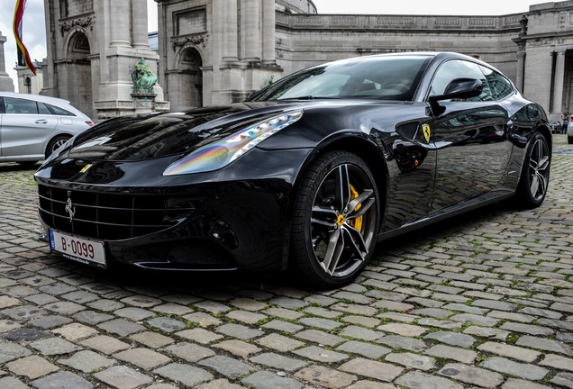 Ferrari FF