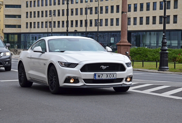 Ford Mustang GT 2015