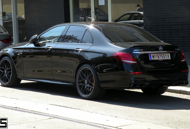 Mercedes-AMG E 63 S W213