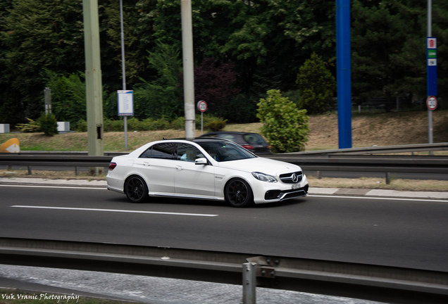 Mercedes-Benz E 63 AMG S W212