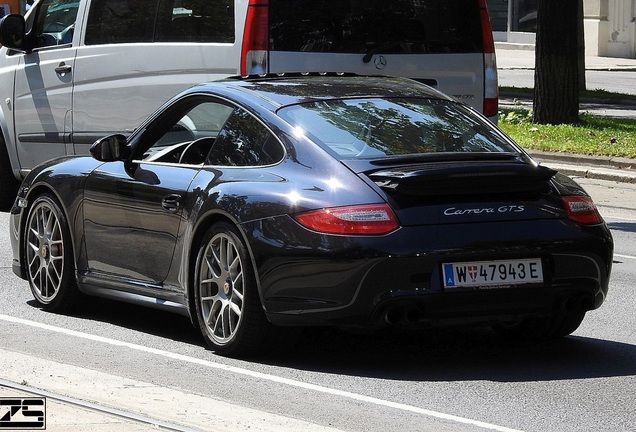 Porsche 997 Carrera GTS