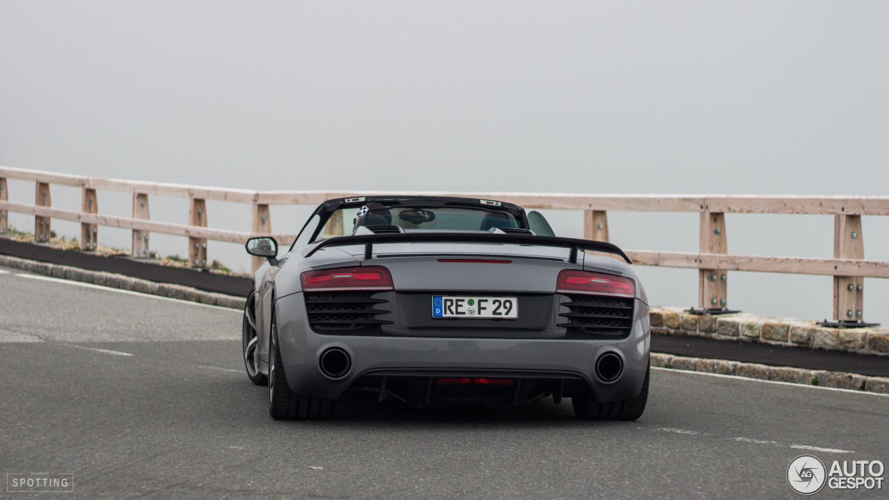 Audi R8 V10 Spyder 2013